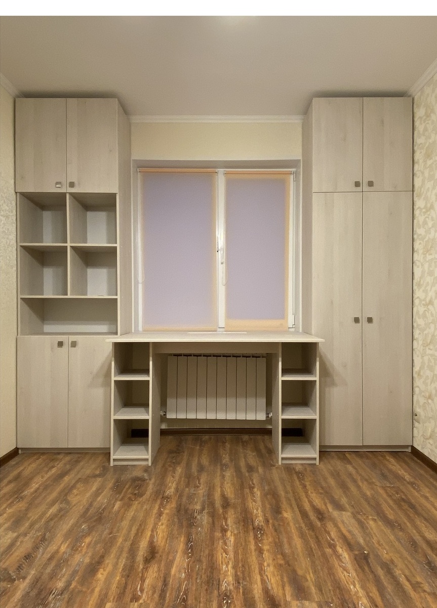 <span style="font-weight: bold;">ШКАФЫ-РАСПАШНЫЕ</span> 